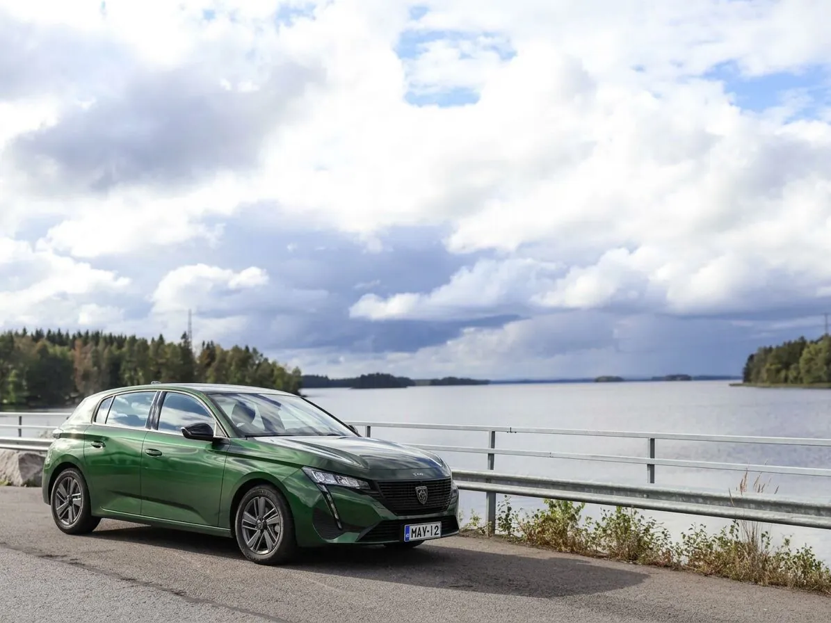 Keskiluokka – vuokra-auto Kuopiosta